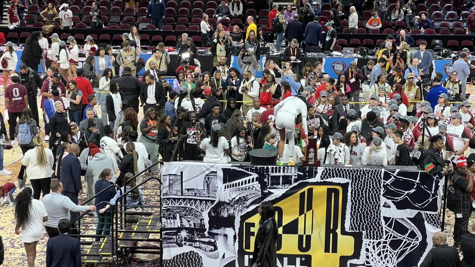 Championship team celebrates on court after women's final four