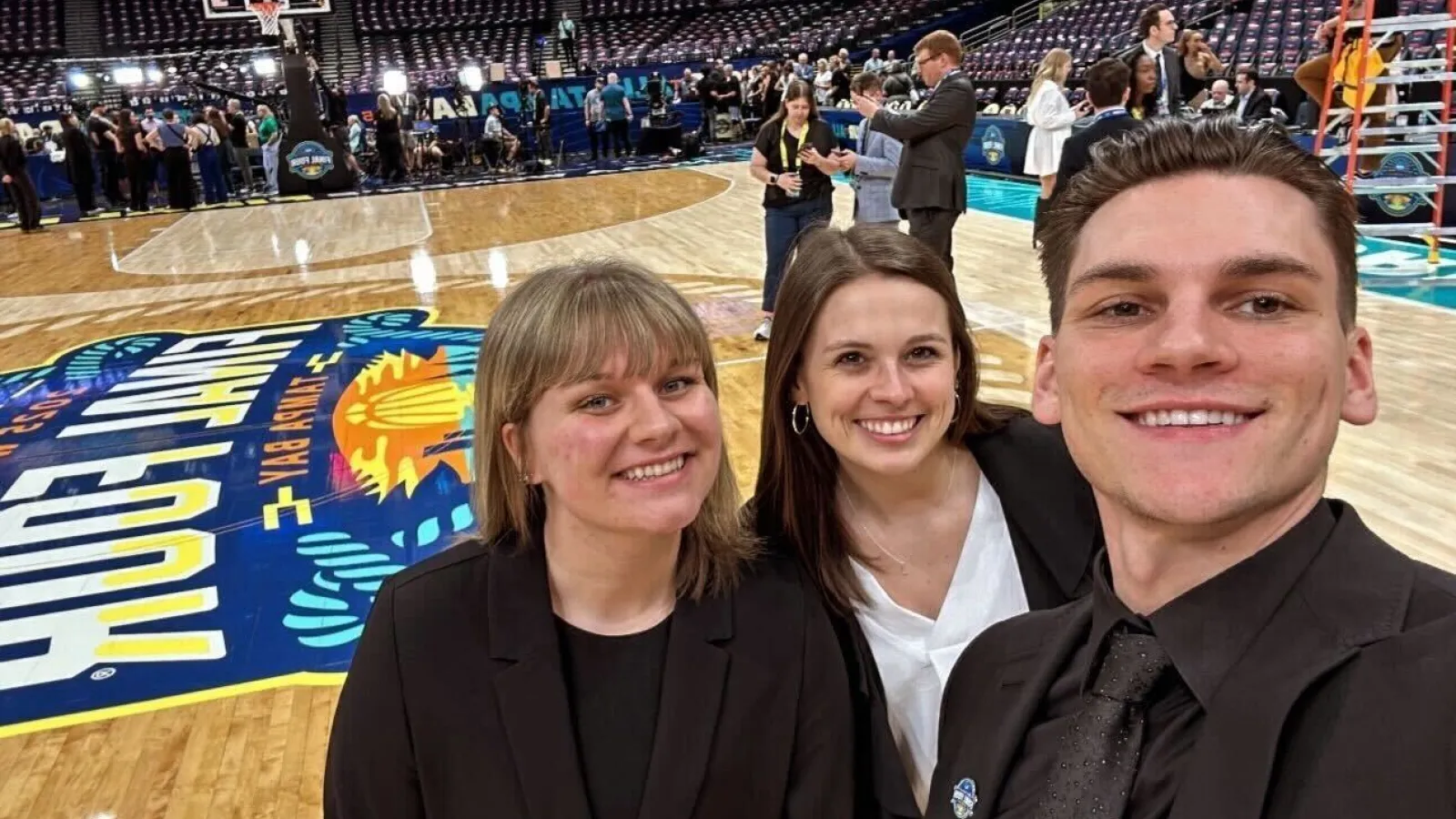 3 students at women's final four