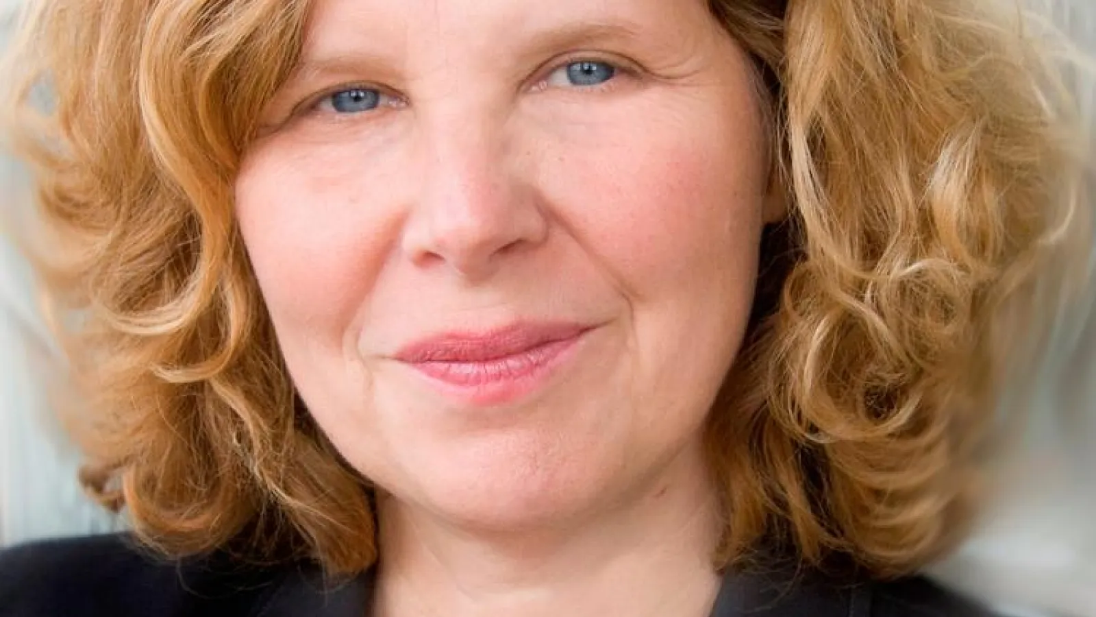 LINDA LOGAN